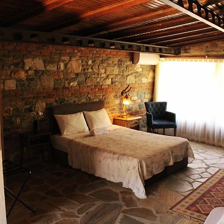 Pir Efes Konaklari İzmir Luaran gambar