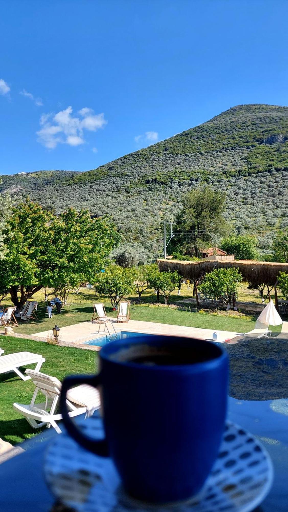 Pir Efes Konaklari İzmir Luaran gambar